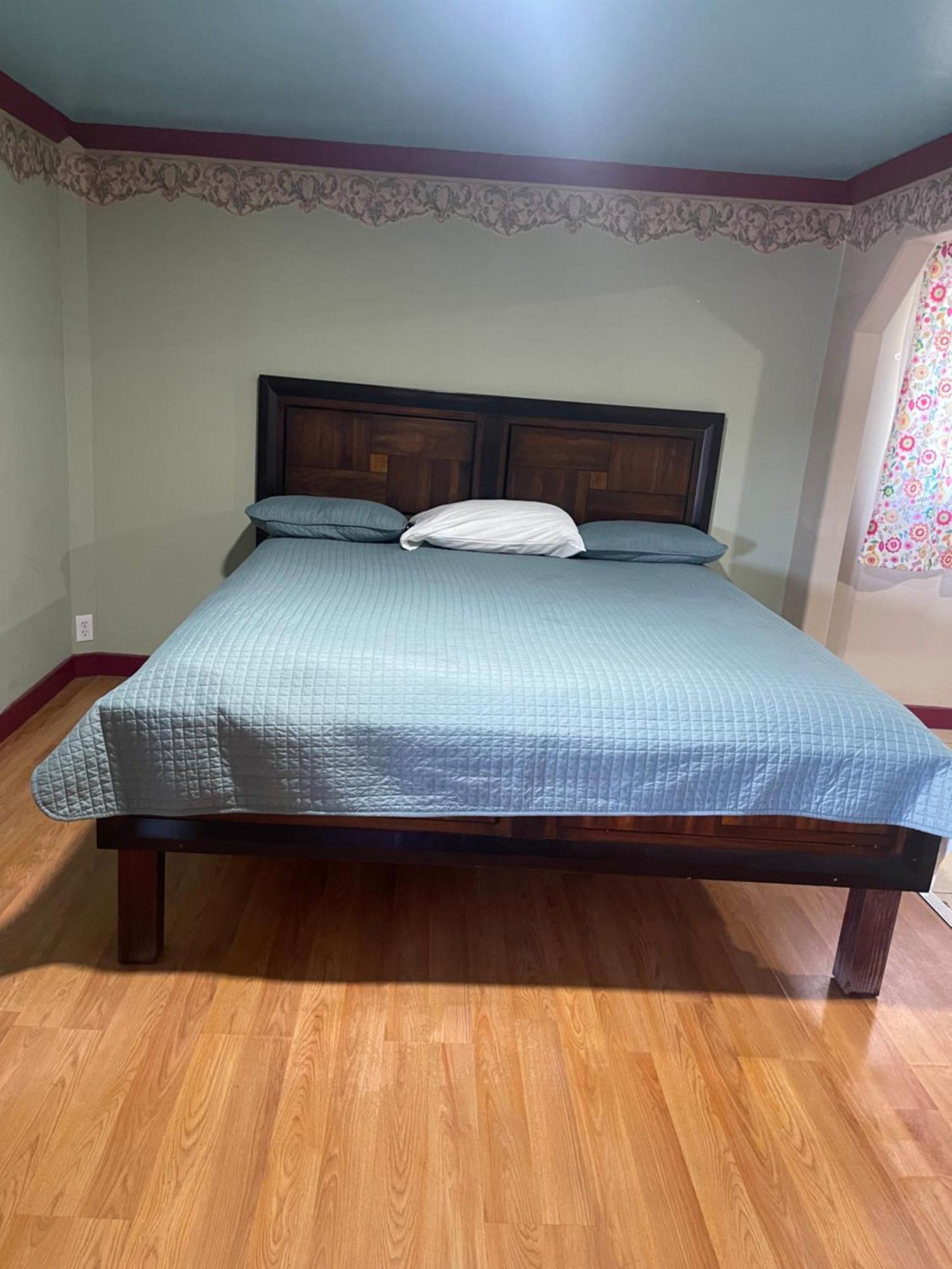 Provo Inn & Suites Экстерьер фото